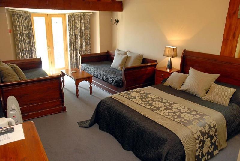 Hopbine House Bed & Breakfast Херфорд Екстериор снимка