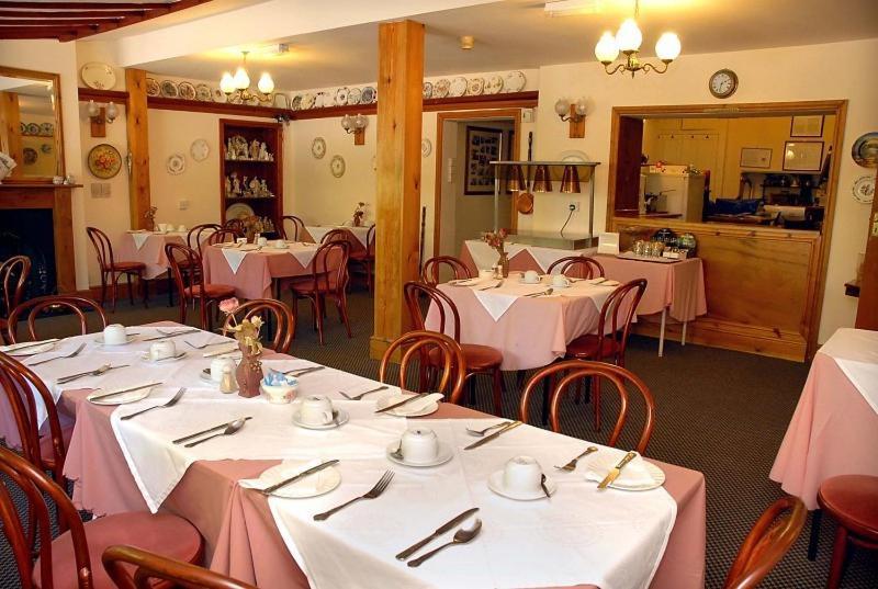 Hopbine House Bed & Breakfast Херфорд Екстериор снимка